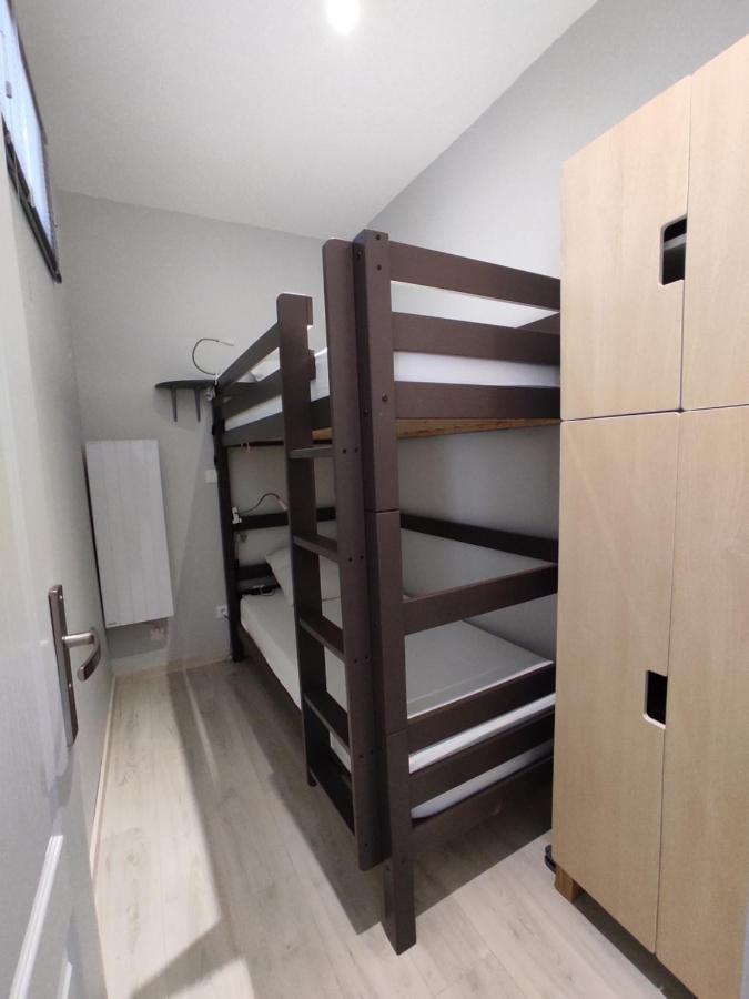 Agreable T2 Au Centre De Luchon Apartment Bagneres-de-Luchon Bagian luar foto